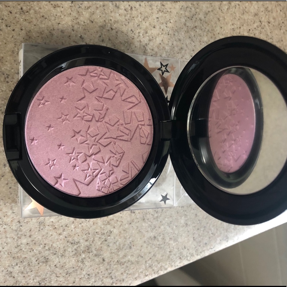 Mac limited edition blush/highlighter!